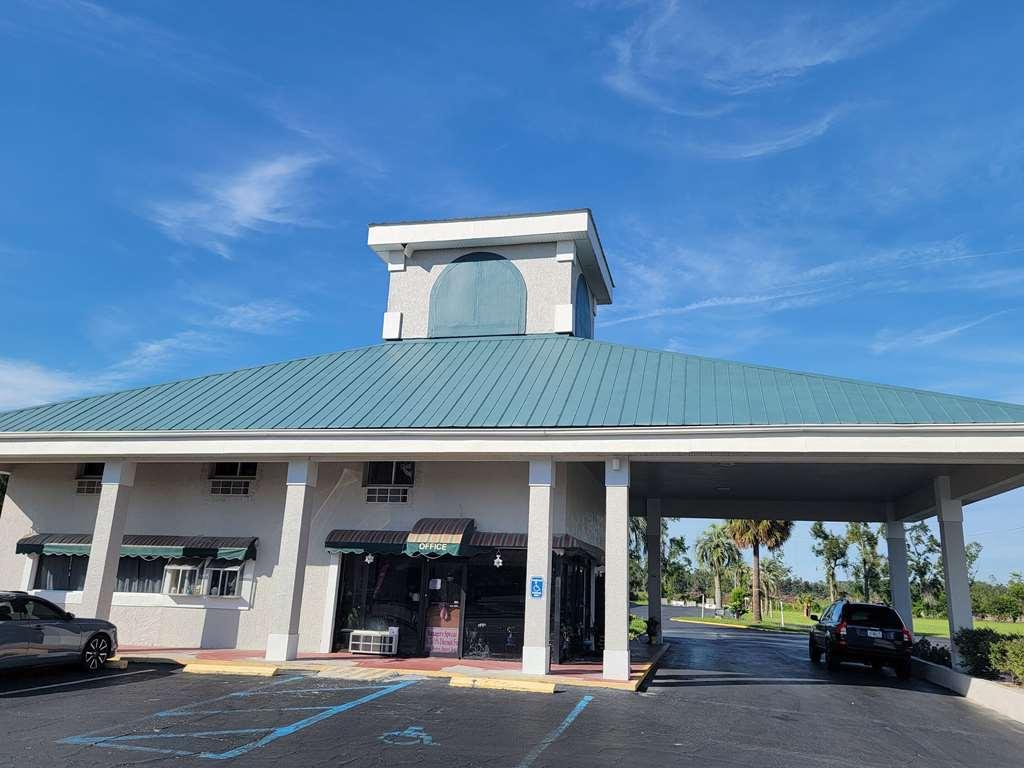 Econo Lodge Perry Luaran gambar